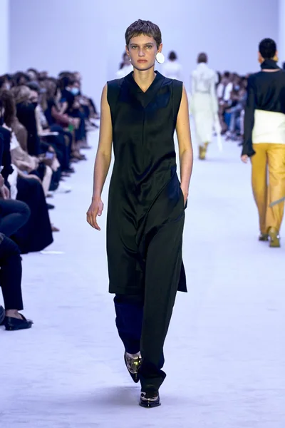 Look 23